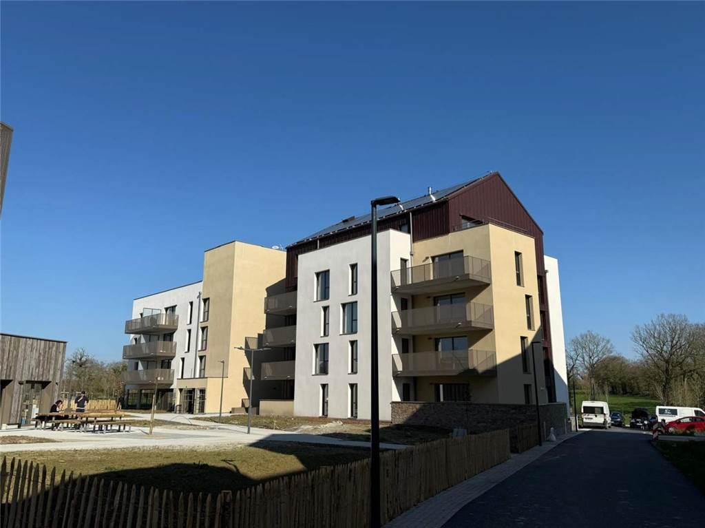 Parking 10 m² · à Vern-sur-Seiche · 10 m² · 50 €/mois