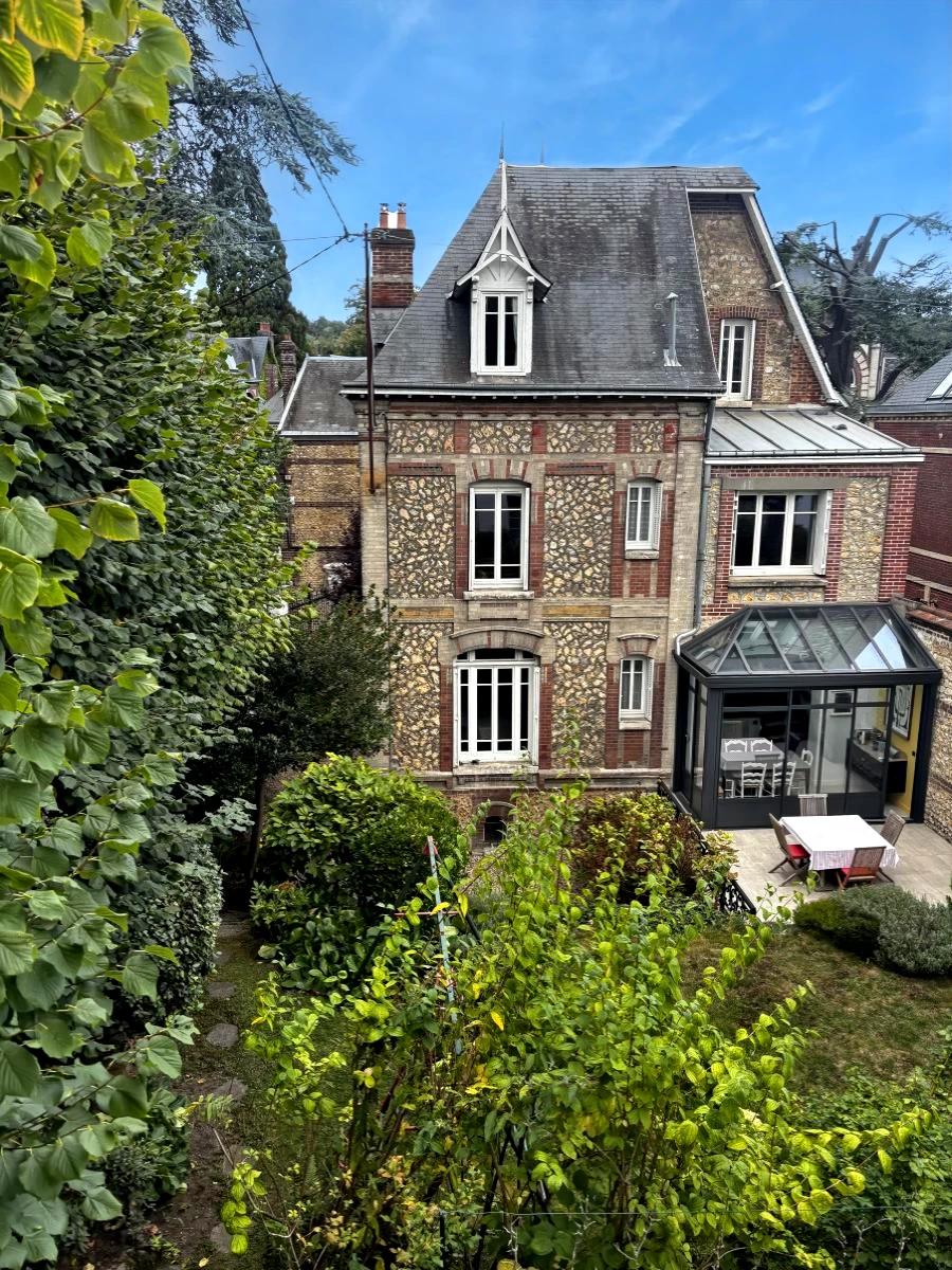 Maison 11 pièces 195 m² · à Rouen · 194,7 m² · 930 000 €