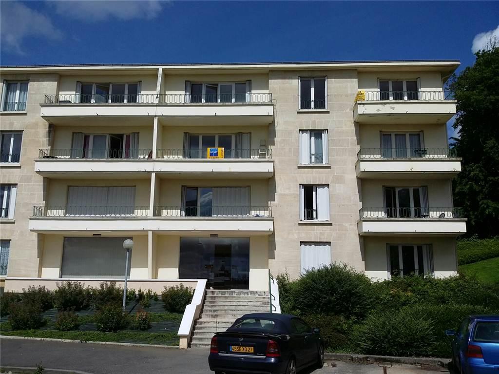 Appartement 3 pièces 72 m² · à Bernay · 72 m² · 611 €/mois