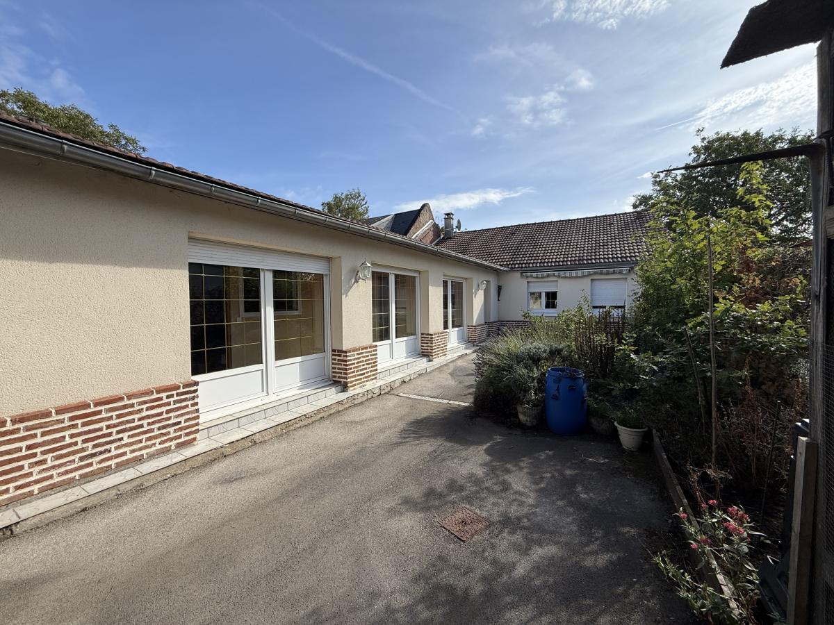 Maison 6 pièces 140 m² · à Amiens · 140 m² · 263 020 €