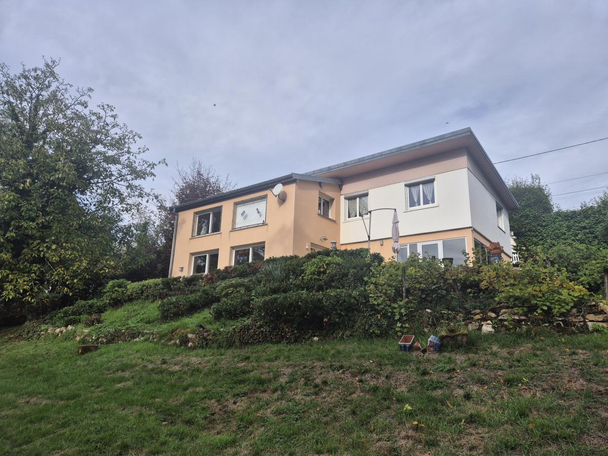 Maison 8 pièces 204 m² · à Saint-Vit · 204 m² · 340 000 €