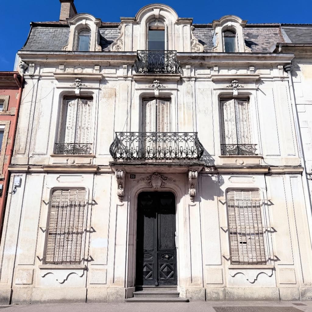 Immeuble 140 m² · à Épinal · 140 m² · 190 000 €