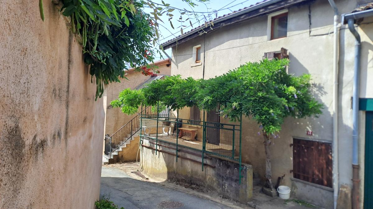 Maison 4 pièces 56 m² · à Liergues · 55,9 m² · 152 250 €