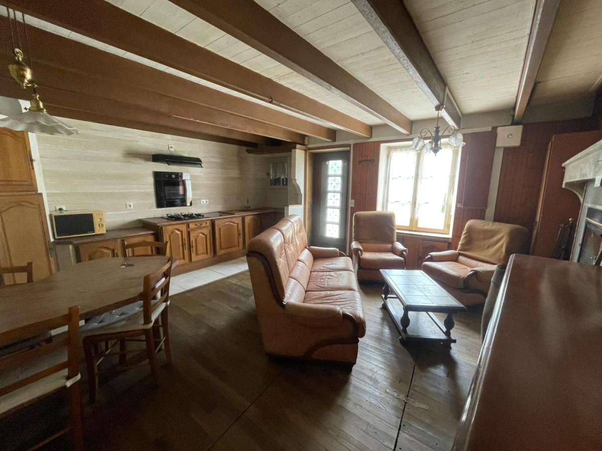 Maison 77 m² · à Jazeneuil · 77 m² · 44 500 €