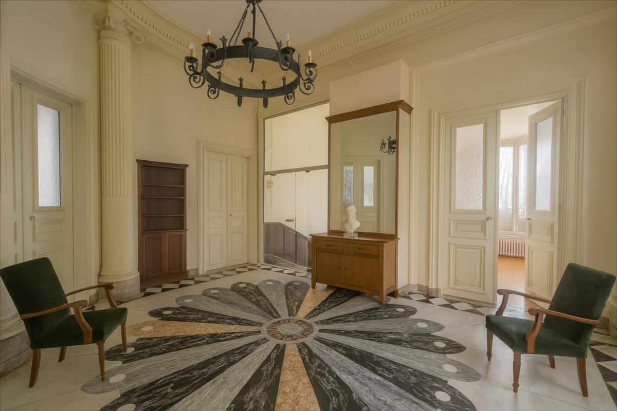 Appartement 8 pièces 156 m² · à Reims · 156 m² · 595 000 €