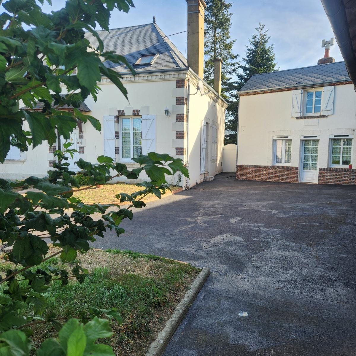 Maison 5 pièces 134 m² · à La Ferté-Bernard · 134 m² · 228 800 €