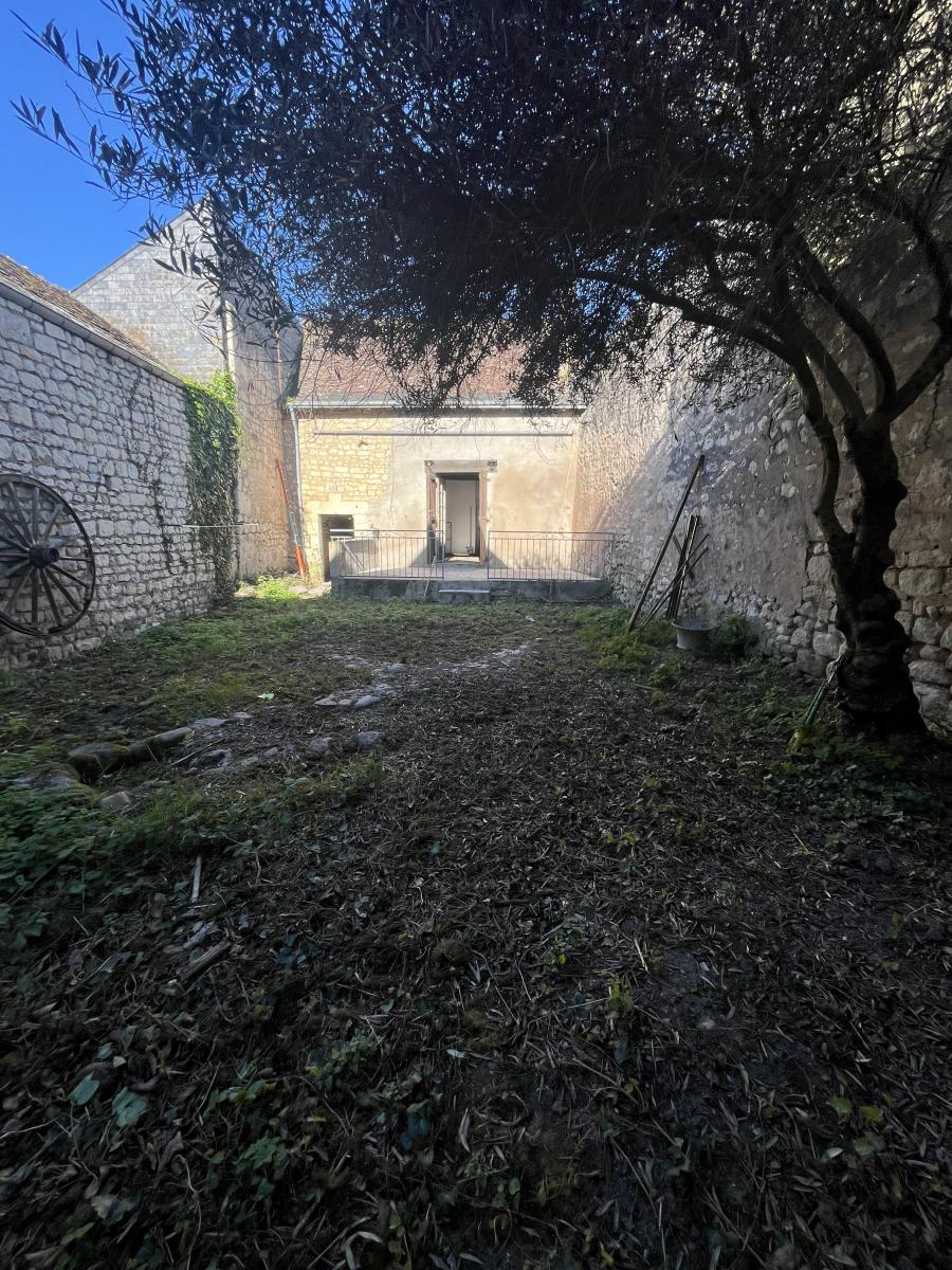 Maison 7 pièces 104 m² · à L'Île-Bouchard · 104 m² · 63 600 €