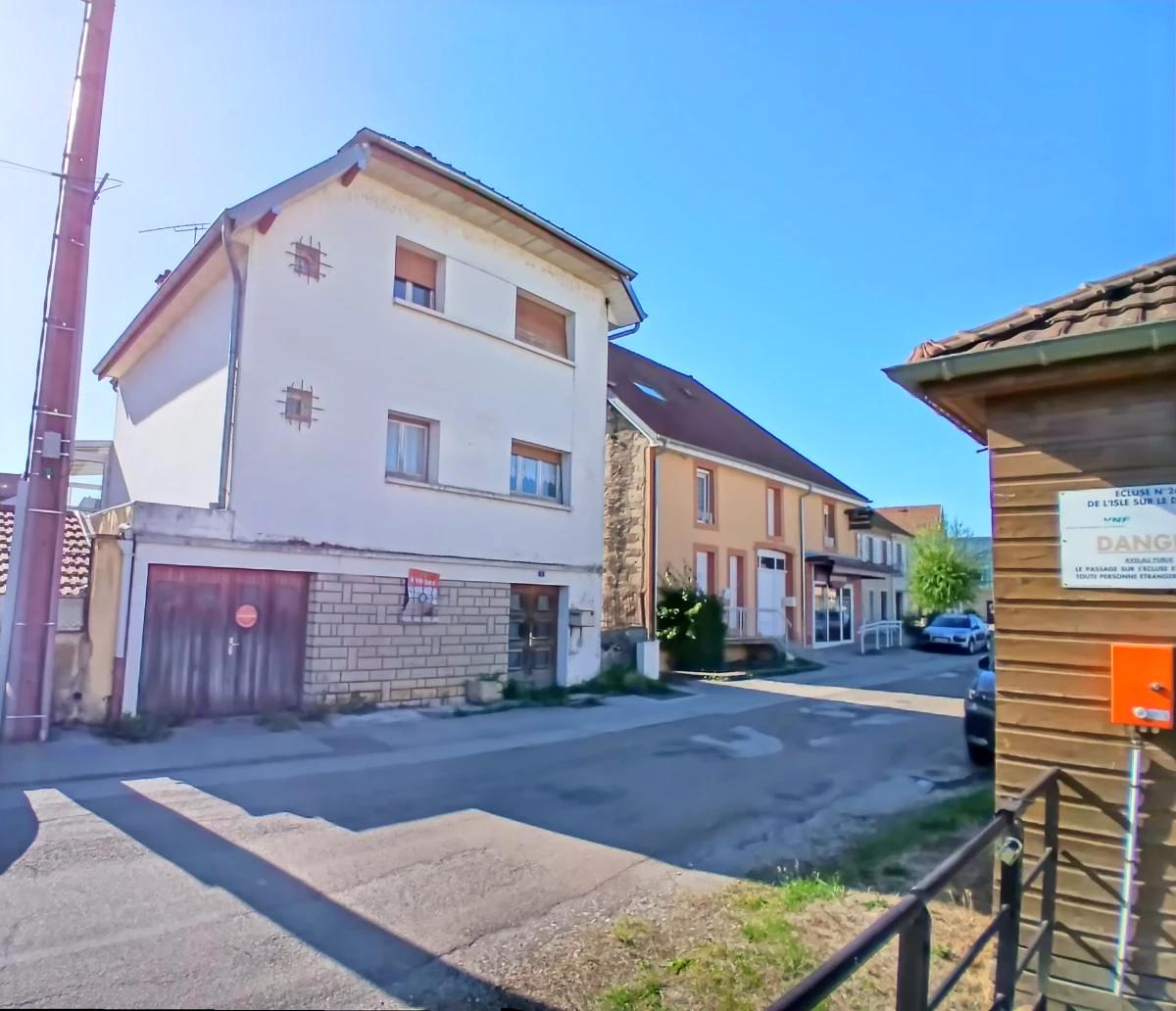 Maison 5 pièces 129 m² · à L'Isle-sur-le-Doubs · 129 m² · 49 500 €