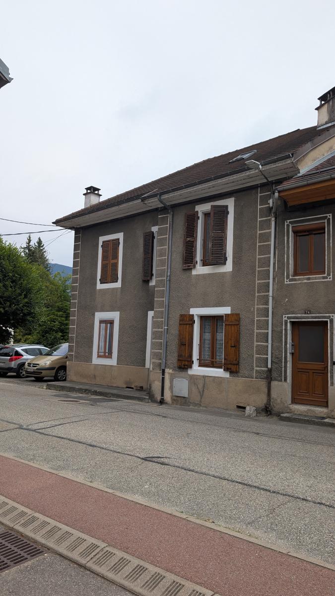 Maison 4 pièces 88 m² · à Les Échelles · 87,5 m² · 135 000 €