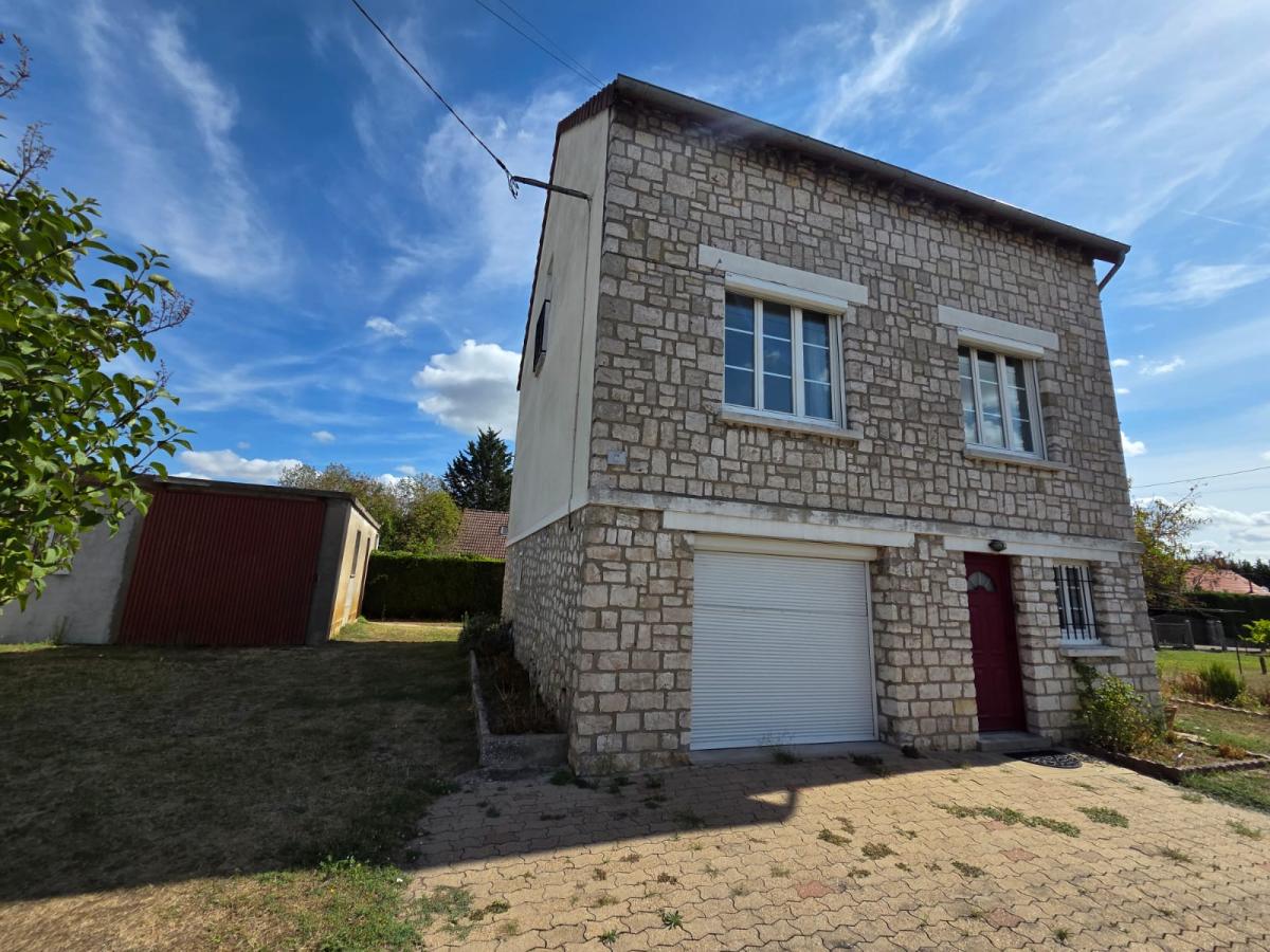 Maison 6 pièces 132 m² · à Châlette-sur-Loing · 132 m² · 184 000 €