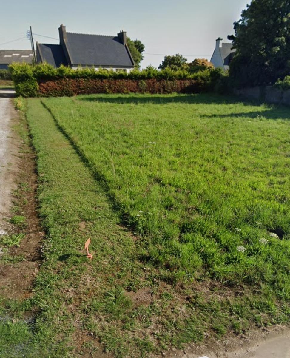Terrain 786 m² · à Guiclan · 786 m² · 47 400 €