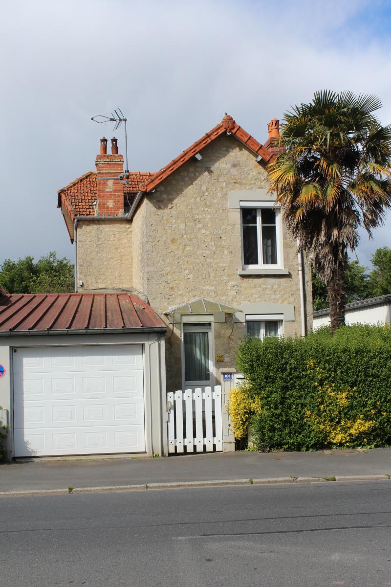 Maison 85 m² · à Carentan-les-Marais · 85 m² · 164 300 €