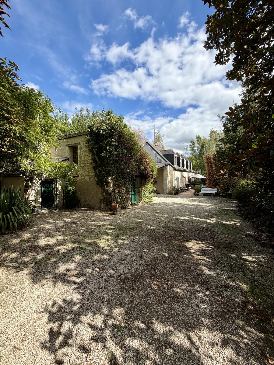 Maison 189 m² · à Brain-sur-Allonnes · 189 m² · 418 000 €