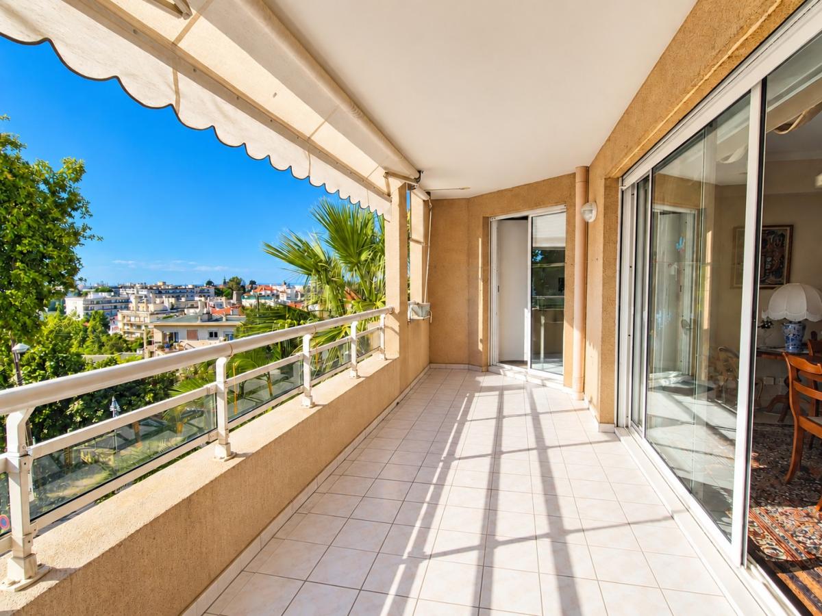 Appartement 4 pièces 110 m² · à Nice · 110,1 m² · 735 000 €
