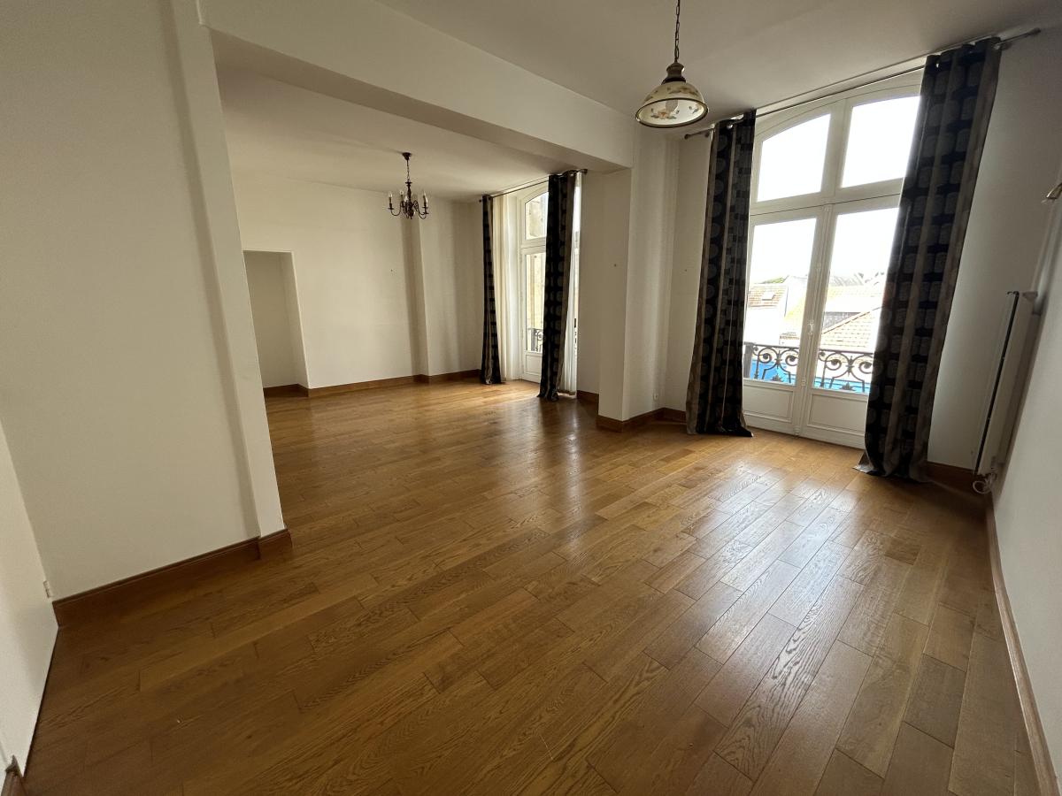 Appartement 4 pièces 99 m² · à Boulogne-sur-Mer · 99,5 m² · 212 000 €