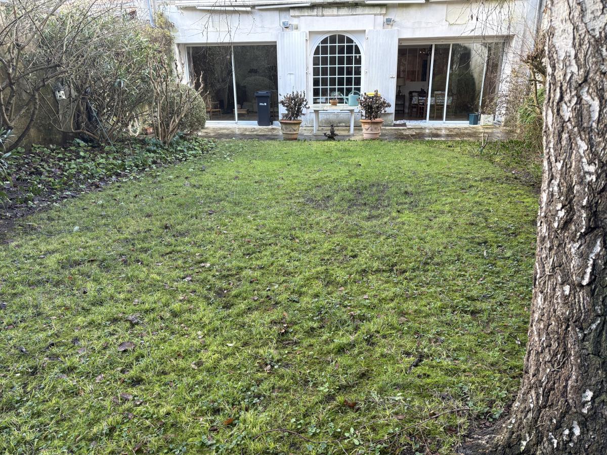 Appartement 3 pièces 139 m² · à La Rochelle · 139 m² · 830 500 €