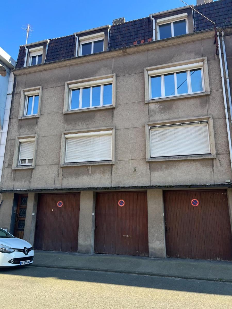 Immeuble 210 m² · à Boulogne-sur-Mer · 210 m² · 273 000 €