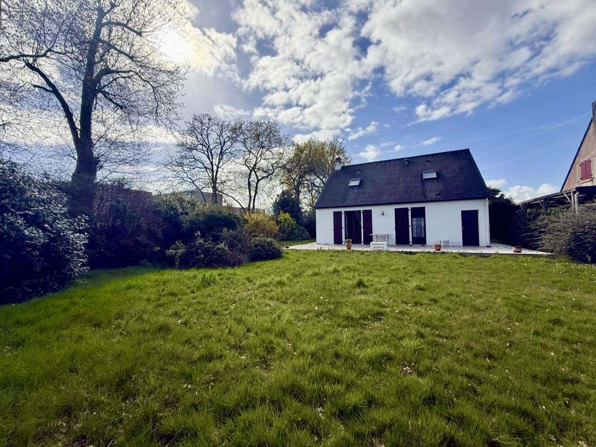 Maison 5 pièces 90 m² · à Carquefou · 90 m² · 293 880 €