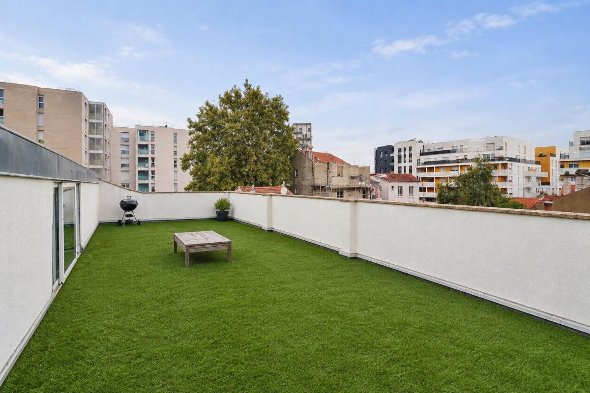 Maison 6 pièces 249 m² · à Romainville · 249,4 m² · 998 000 €