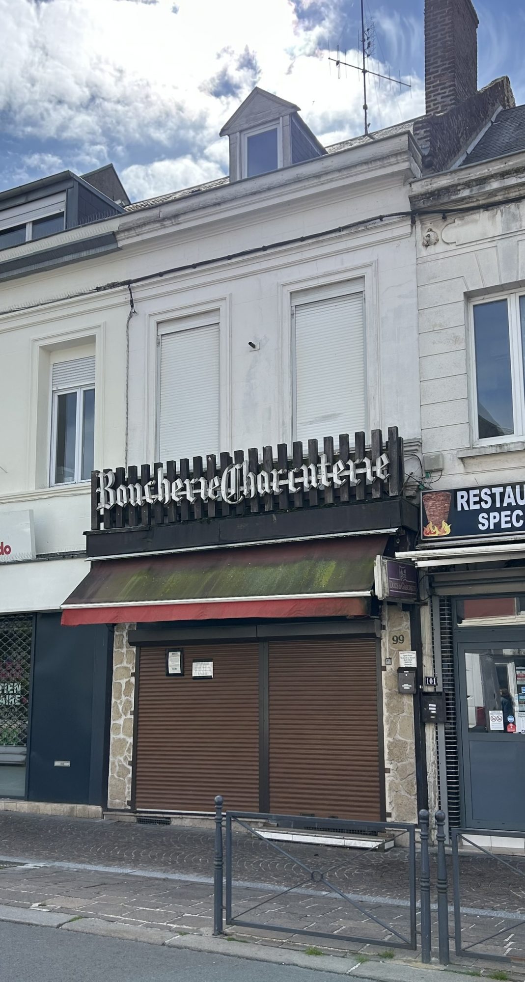 Immeuble 2 pièces 130 m² · à Saint-Quentin · 130 m² · 136 400 €