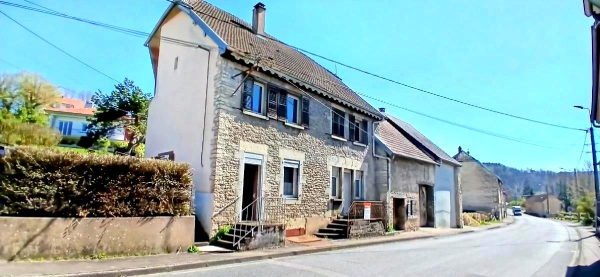 Maison 6 pièces 180 m² · à Rang · 180 m² · 55 000 €