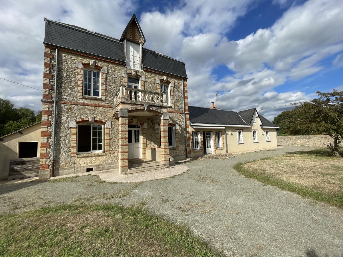 Maison 6 pièces 172 m² · à Changé · 172 m² · 299 000 €