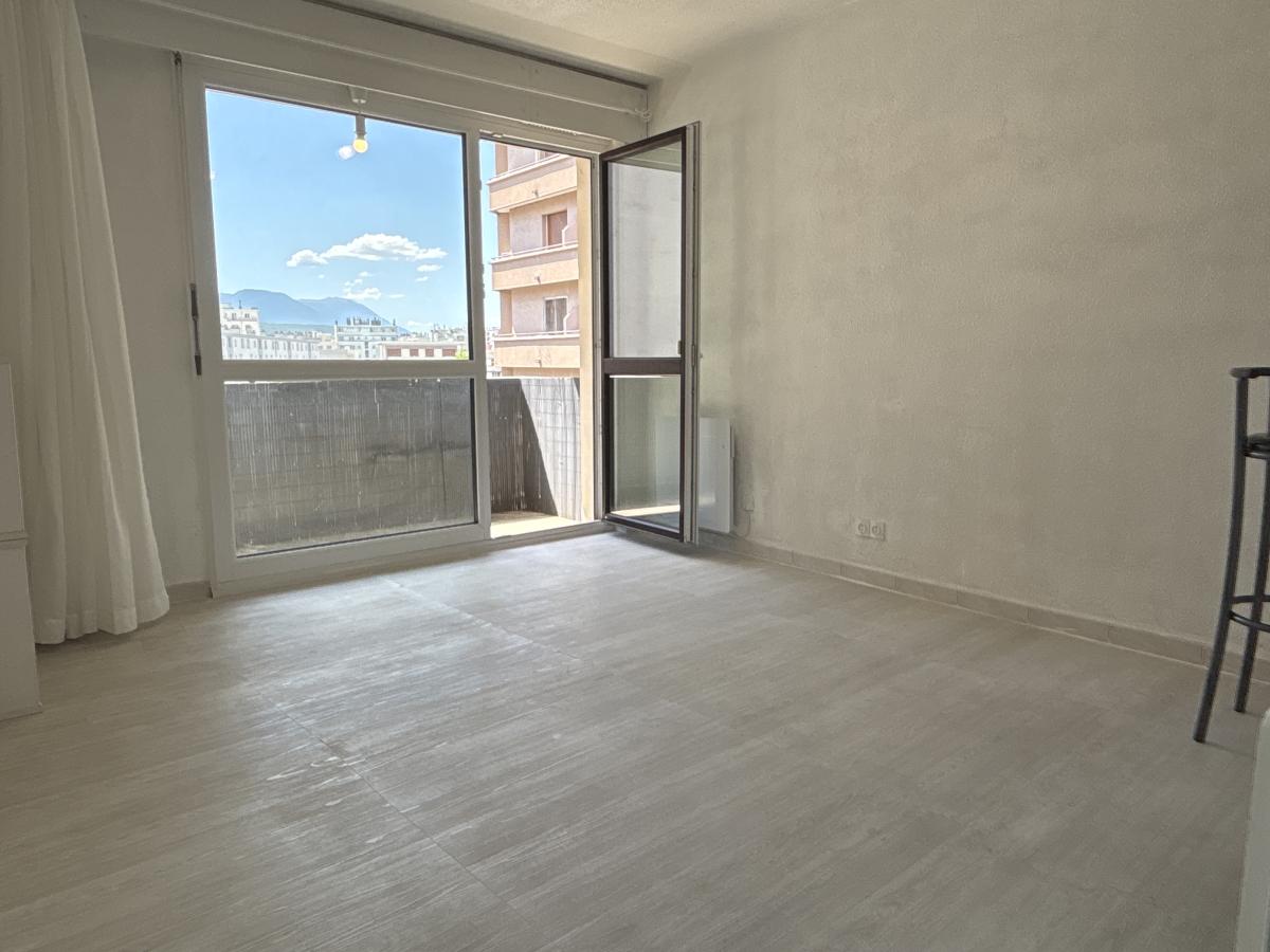 Appartement 2 pièces 33 m² · à Grenoble · 33,1 m² · 106 000 €