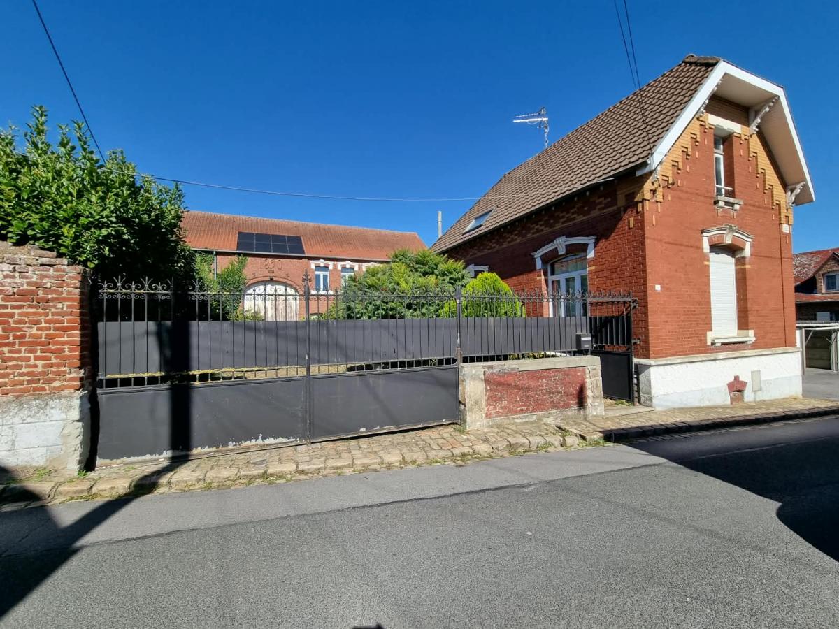 Maison 195 m² · à Saint-Vaast-en-Cambrésis · 195,1 m² · 207 900 €
