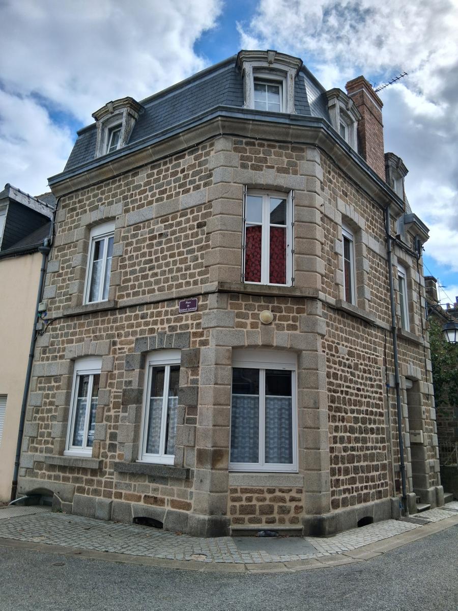 Maison 6 pièces 98 m² · à Carrouges · 98 m² · 100 700 €
