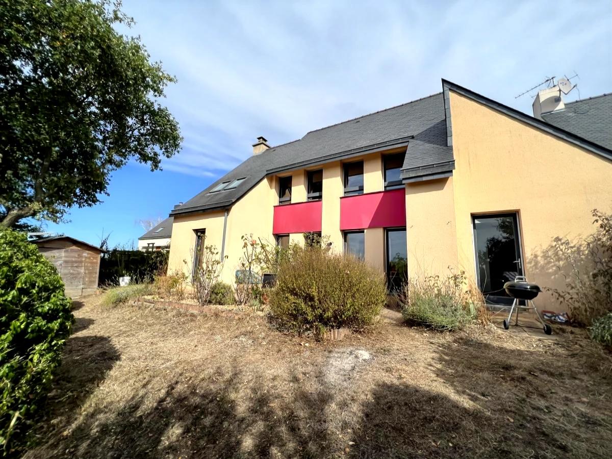 Maison 7 pièces 150 m² · à Châteaugiron · 150 m² · 389 700 €