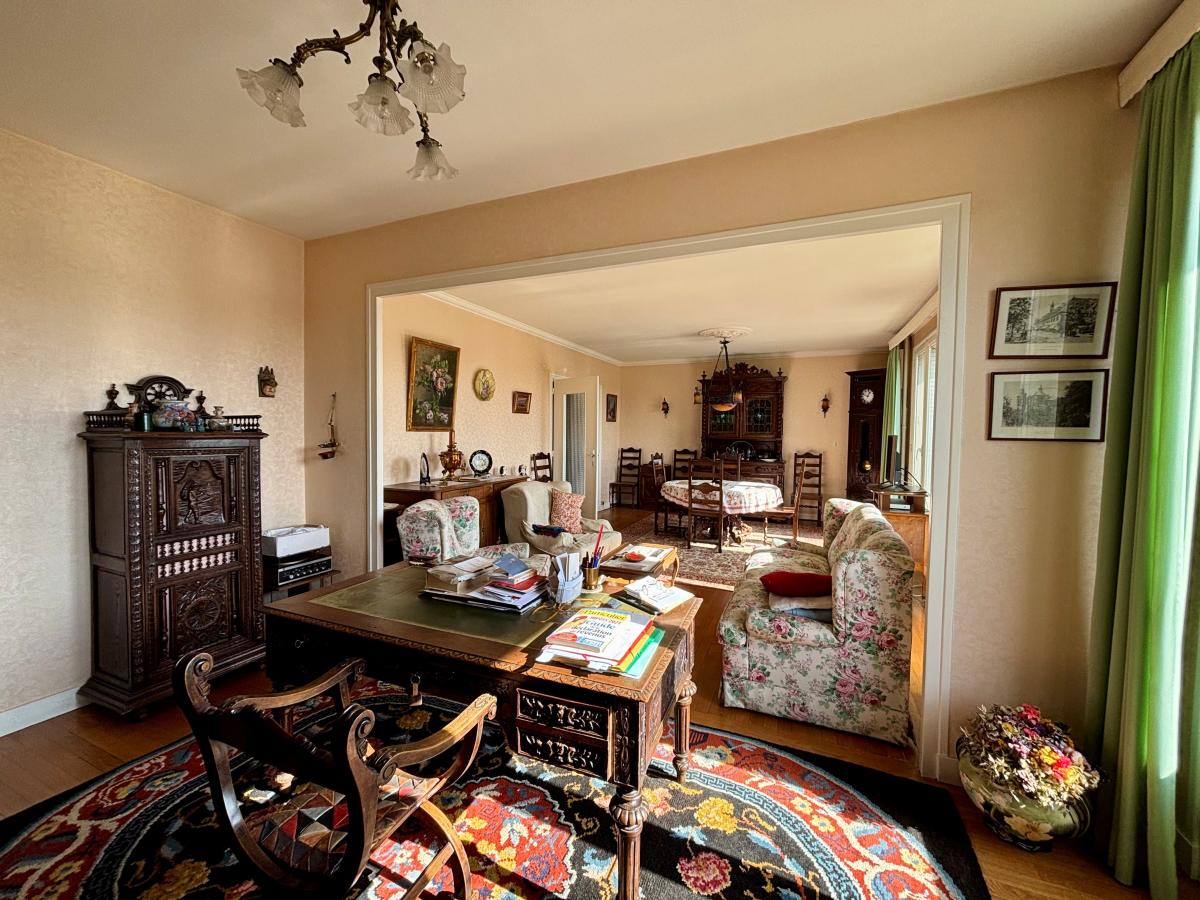 Appartement 3 pièces 101 m² · à Chalon-sur-Saône · 100,9 m² · 164 300 €