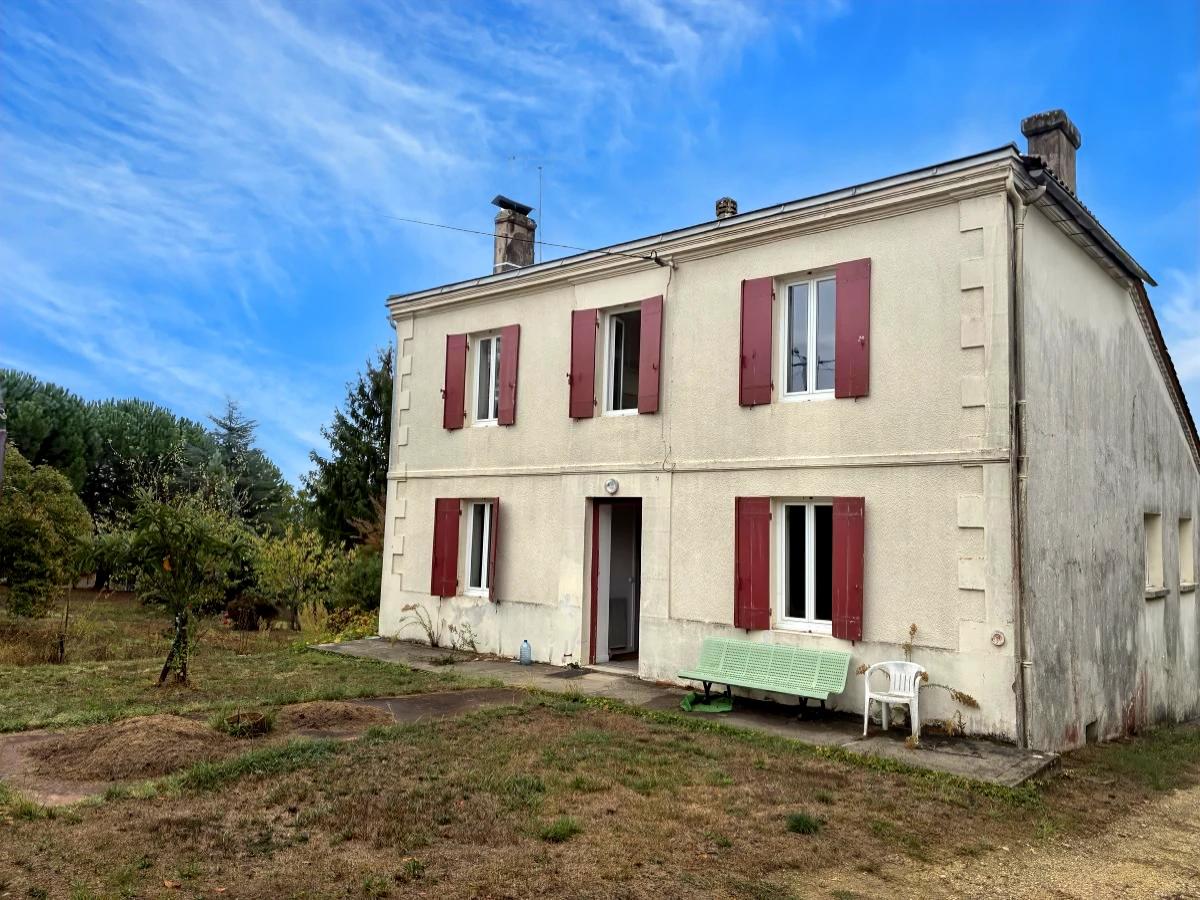Maison 7 pièces 146 m² · à Sauveterre-de-Guyenne · 146 m² · 247 500 €
