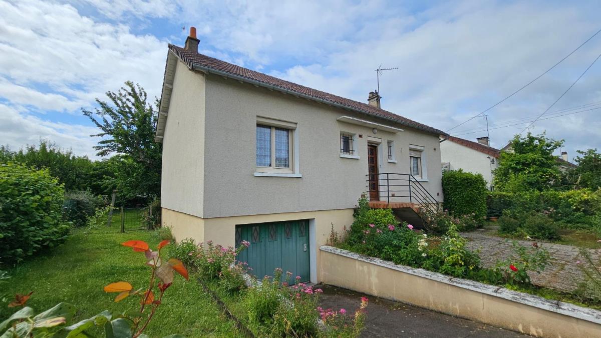 Maison 4 pièces 102 m² · à Vendôme · 102 m² · 124 680 €
