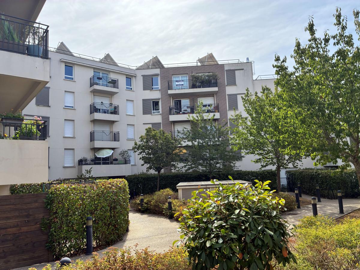 Appartement 3 pièces 60 m² · à Fontenay-le-Fleury · 60 m² · 214 000 €