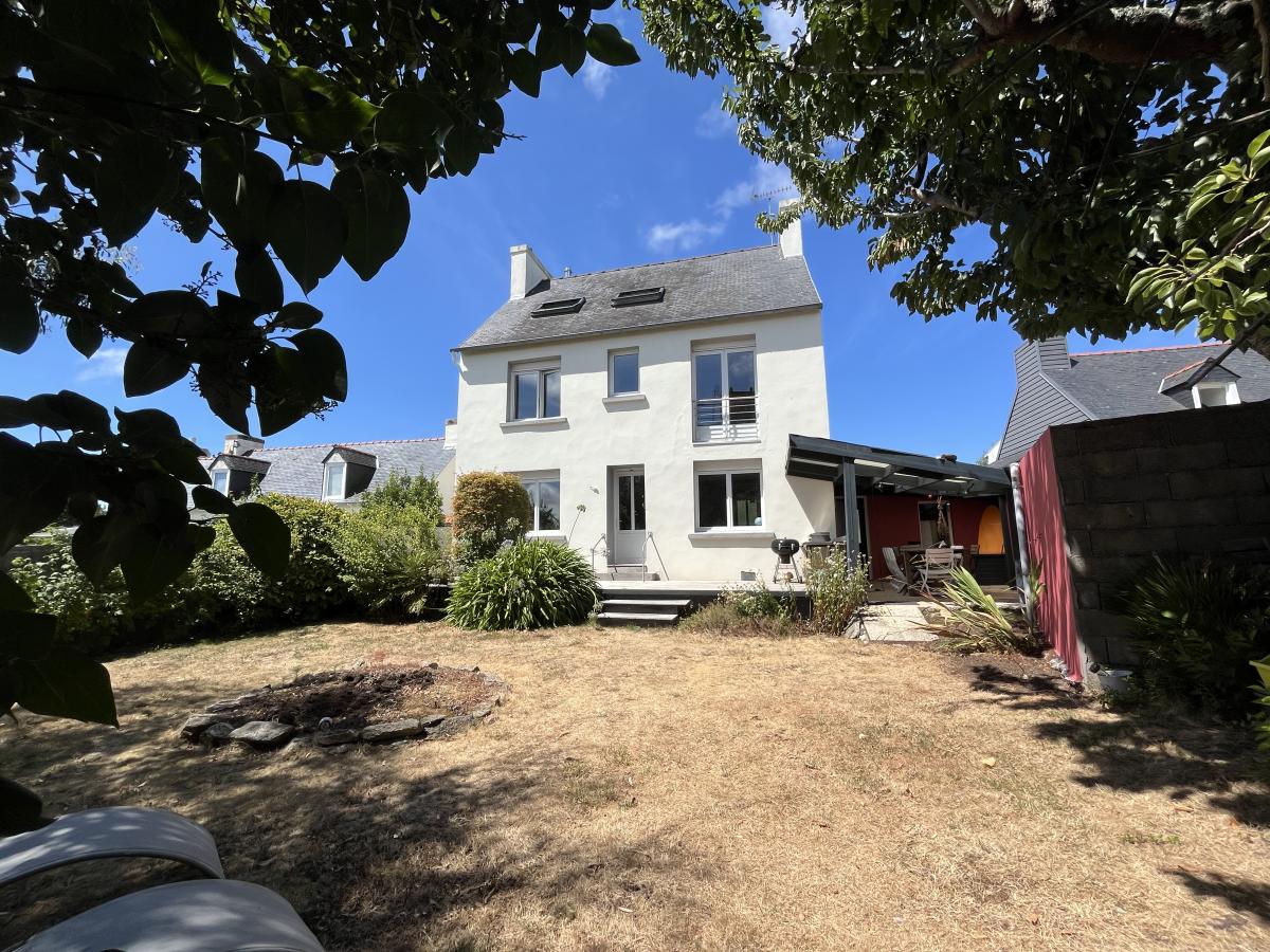 Maison 4 pièces 119 m² · à Plonéour-Lanvern · 119 m² · 291 000 €