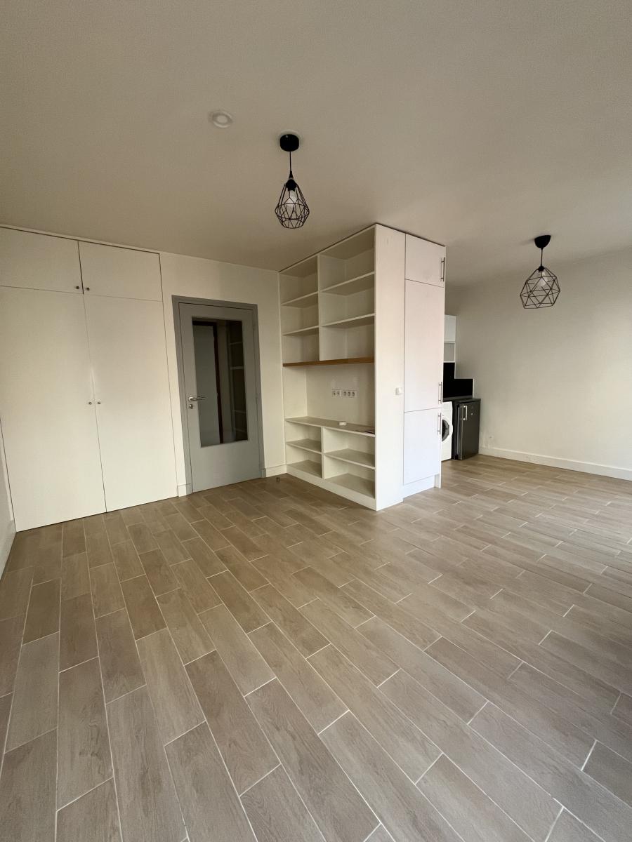 Appartement 1 pièce 27 m² · à Versailles · 27 m² · 720 €/mois