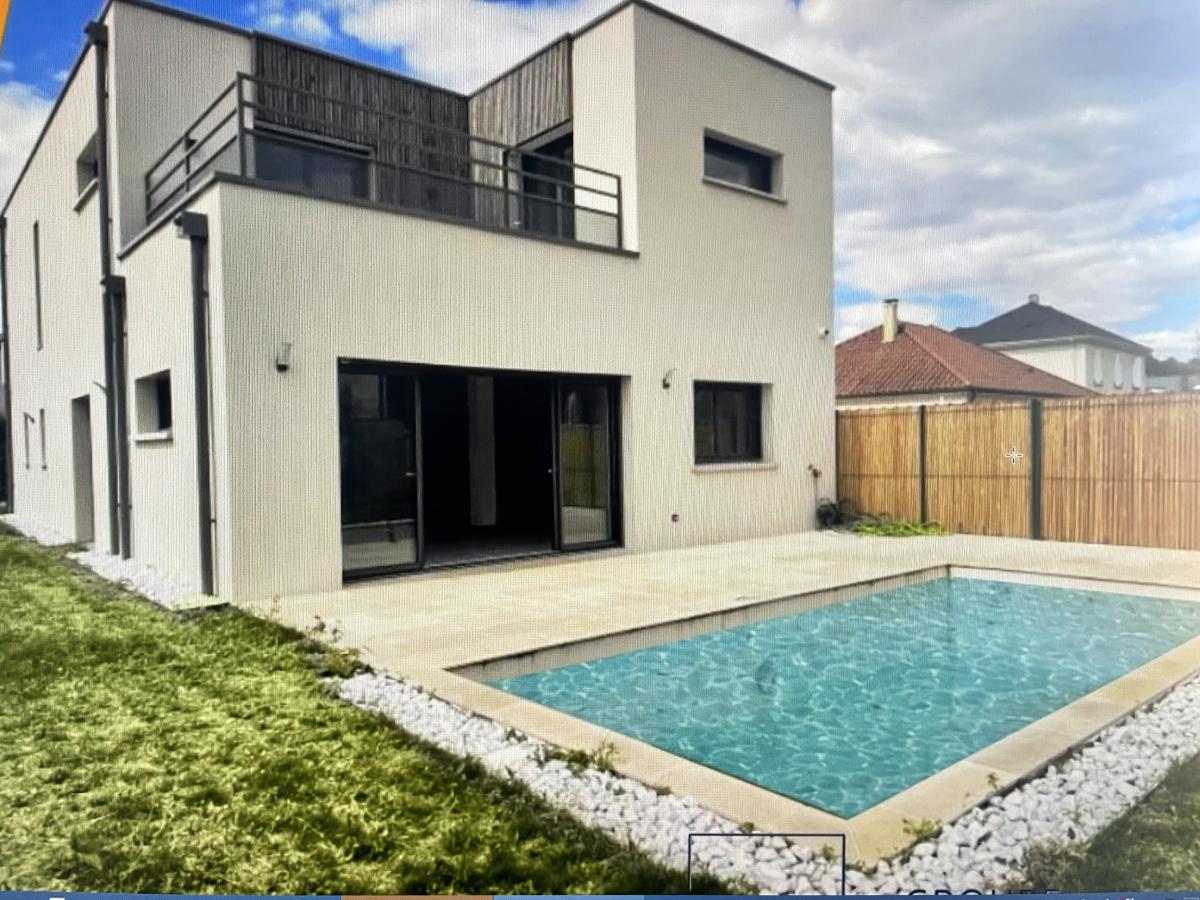 Maison 6 pièces 183 m² · à Cormontreuil · 183 m² · 699 000 €