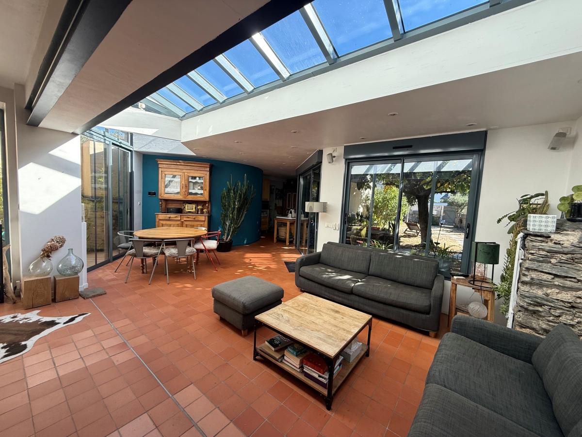 Maison 6 pièces 147 m² · à Mûrs-Erigné · 147 m² · 450 000 €