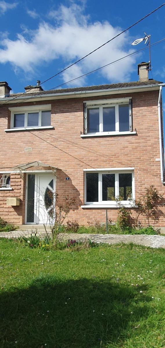 Maison 4 pièces 82 m² · à Omissy · 82 m² · 880 €/mois