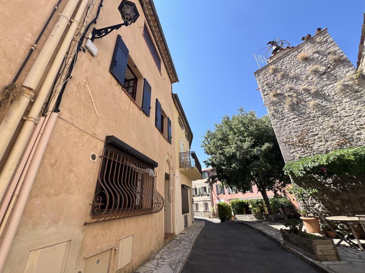 Maison 3 pièces 76 m² · à Cabris · 76,2 m² · 231 000 €