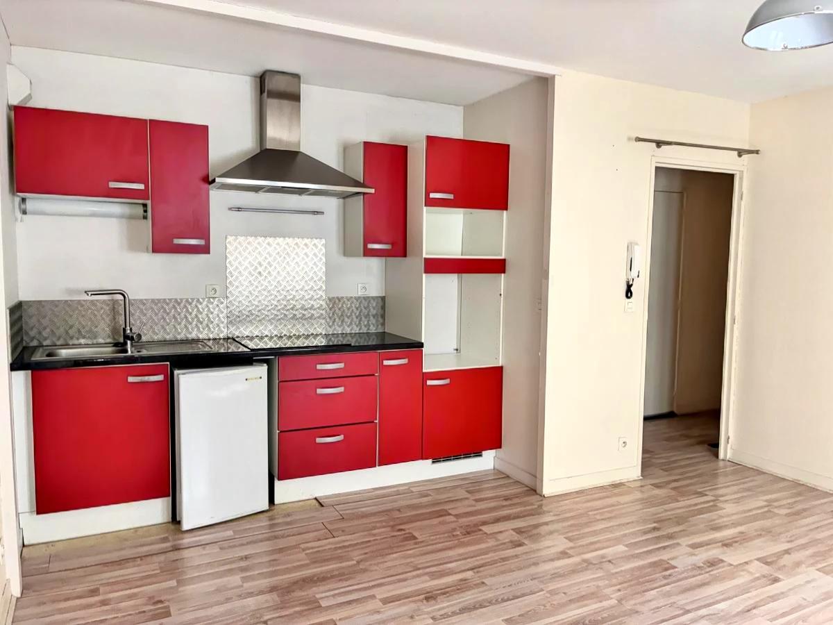 Appartement 2 pièces 35 m² · à Laval · 35 m² · 100 000 €