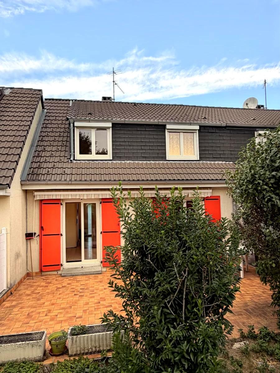 Maison 4 pièces 82 m² · à Oyonnax · 82 m² · 170 000 €