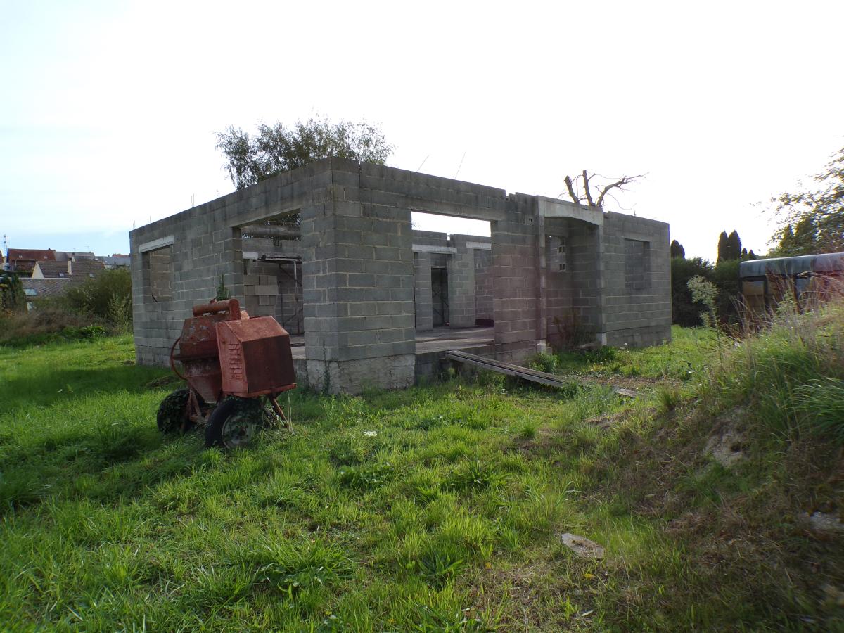 Terrain 1951 m² · à Bouvaincourt-sur-Bresle · 85 400 €