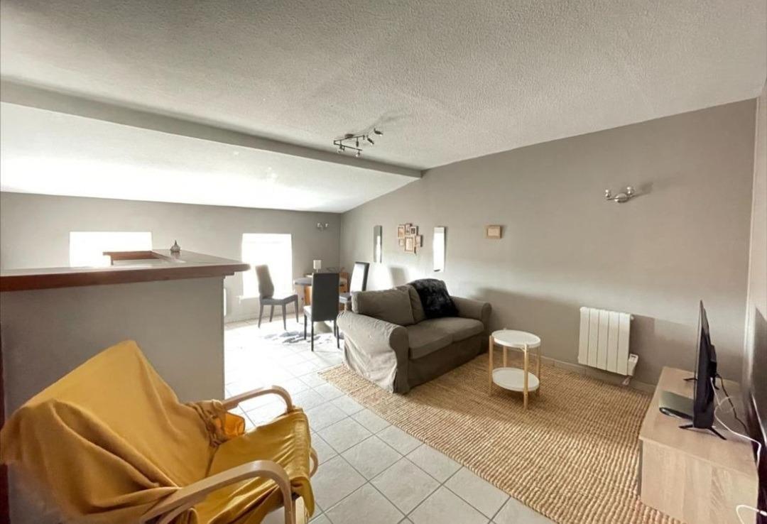 Immeuble 111 m² · à Ambérieu-en-Bugey · 110,9 m² · 335 000 €