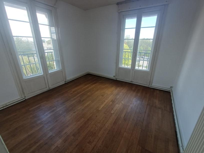 Appartement 75 m² · à Amiens · 75,3 m² · 155 000 €