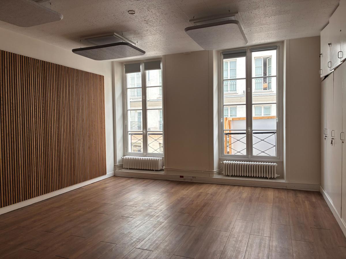 7 pièces 125 m² · à Paris 8e Arrondissement · 125,3 m² · 1 630 000 €