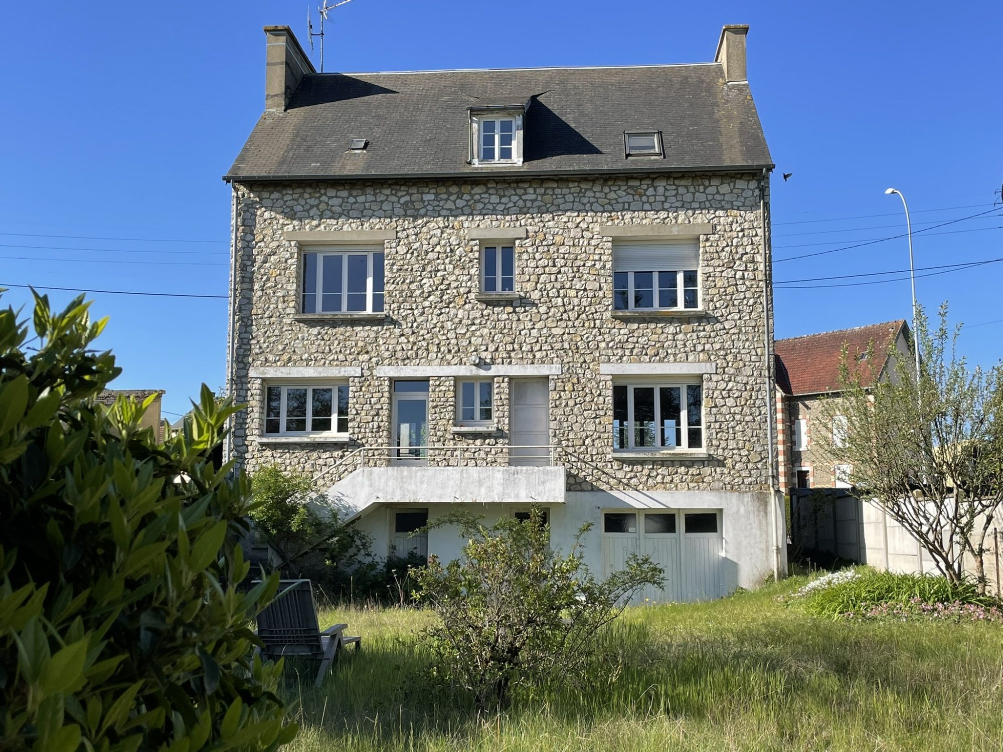 Maison 7 pièces 191 m² · à Mortagne-au-Perche · 191 m² · 199 000 €