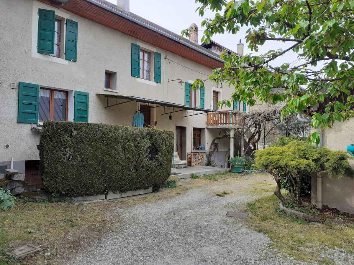 Maison 175 m² · à La Biolle · 175 m² · 399 000 €