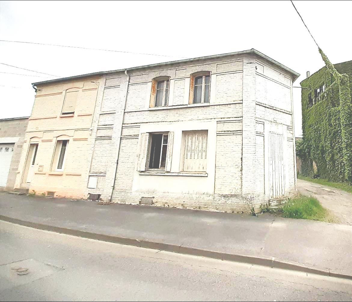 Maison 8 pièces 110 m² · à Hirson · 110 m² · 32 500 €