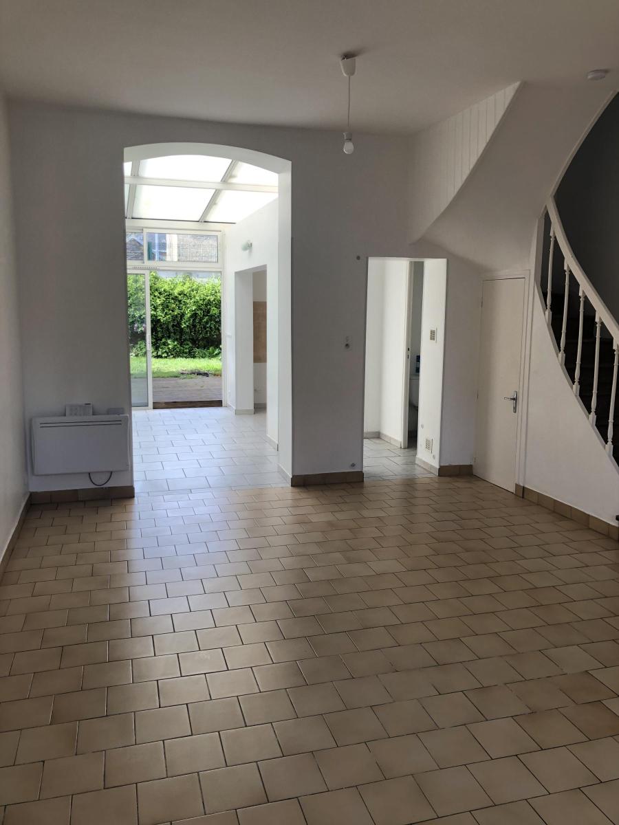 Maison 6 pièces 87 m² · à Amiens · 87 m² · 892 €/mois